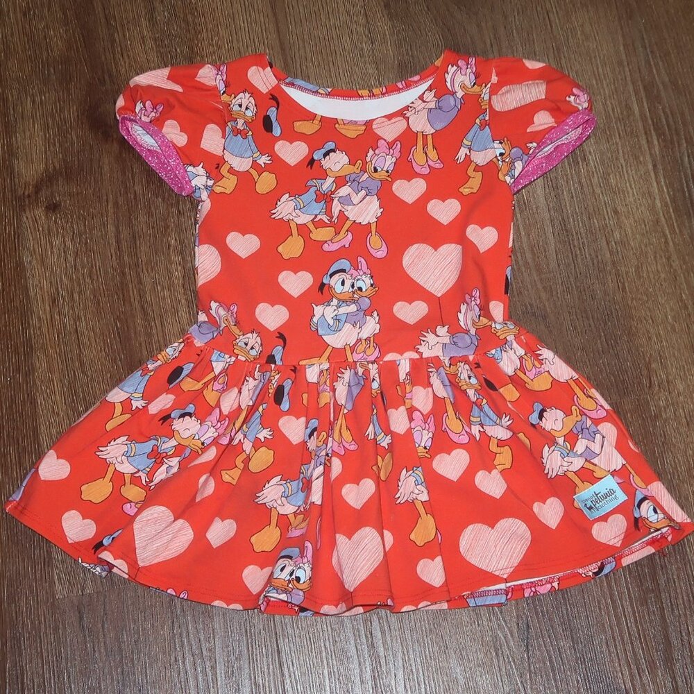 Girls Sweet Petunia Red Hearts Valentines Donald Daisy Duck Disney Peplum Top 7